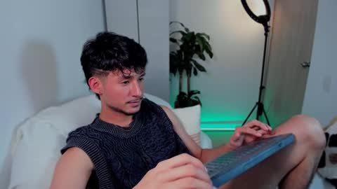 Fabian online show from 01/29/25, 02:40