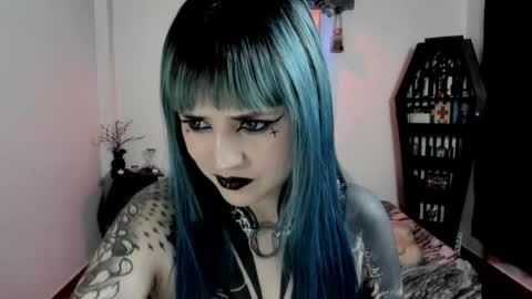 Snapshot of dimmuanddarkness chatting on 05/17/26, 10:06 dimmuanddarkness online show from 05/17/26, 10:06