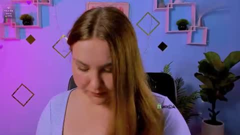 Snapshot of dina_bloom chatting on 06/17/26, 06:53 dina_bloom online show from 06/17/26, 06:53