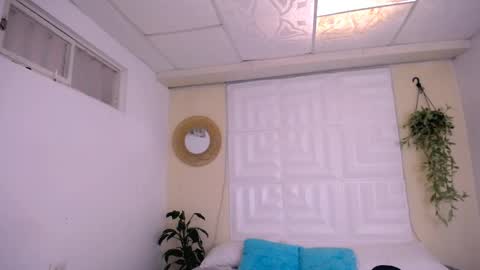 DINA online show from 04/13/26, 06:02