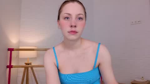 Snapshot of dina_peach chatting on 06/29/26, 06:08 Dina online show from 06/29/26, 06:08