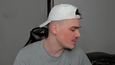 Hot DIN online show from 04/09/26, 07:52