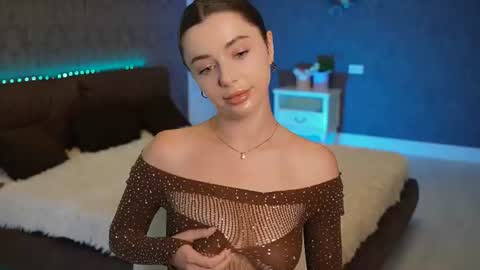 Snapshot of dinacandy chatting on 07/16/26, 07:36 dinacandy online show from 07/16/26, 07:36