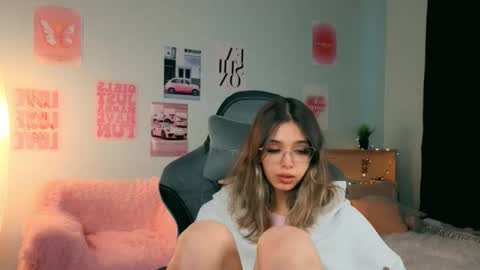 Sara Connor online show from 02/17/26, 01:07