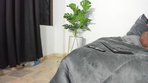 dionyxx online show from 09/23/25, 11:52
