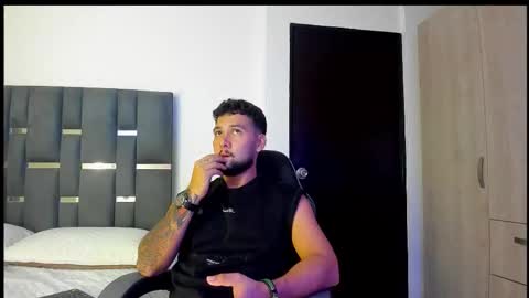 dionyxx online show from 10/21/25, 03:18