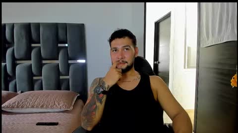 dionyxx online show from 10/25/25, 07:30