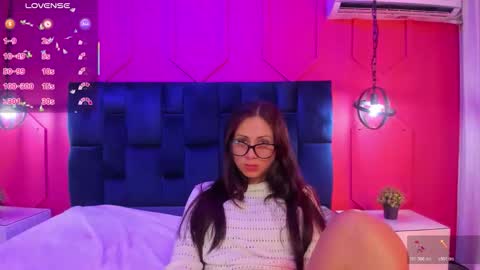 Cristal  online show from 10/30/25, 03:57