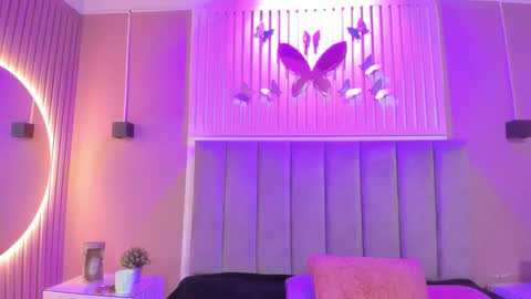 Cristal  online show from 11/28/25, 03:53