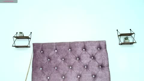 Cristal Independent model online show from 04/19/26, 02:11