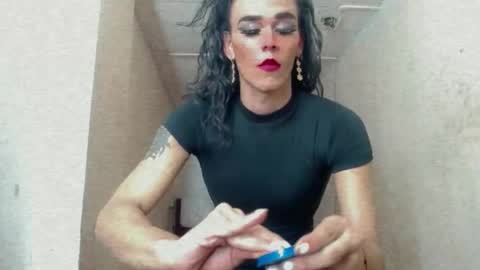Snapshot of diosa_v_ chatting on 10/20/25, 11:05 diosa_v_ online show from 10/20/25, 11:05
