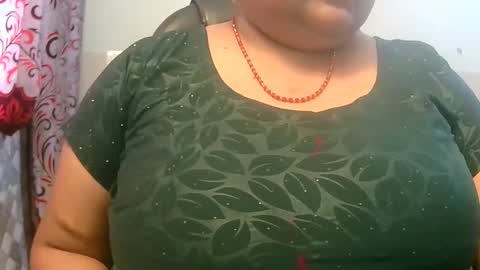 Snapshot of dipa2345 chatting on 01/21/25, 06:11 dipa2345 online show from 01/21/25, 06:11