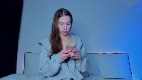 Hailey online show from 01/23/25, 04:09