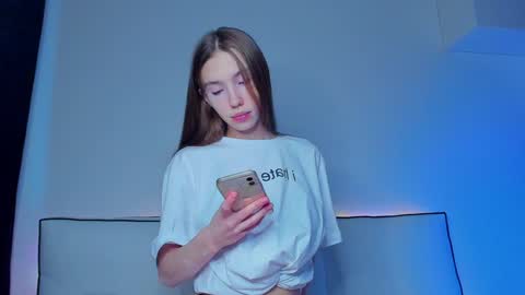 Hailey online show from 01/23/25, 07:11