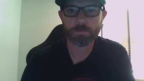 Snapshot of dirtrider15 chatting on 01/25/25, 07:18 dirtrider15 online show from 01/25/25, 07:18