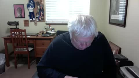 dirtrider195080438 online show from 06/11/26, 12:58