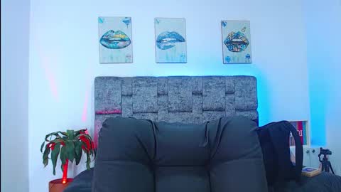 Snapshot of dirty_model chatting on 09/17/25, 03:52 dirty model online show from 09/17/25, 03:52