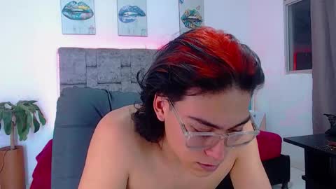 Snapshot of dirty_model chatting on 09/21/25, 06:15 dirty model online show from 09/21/25, 06:15