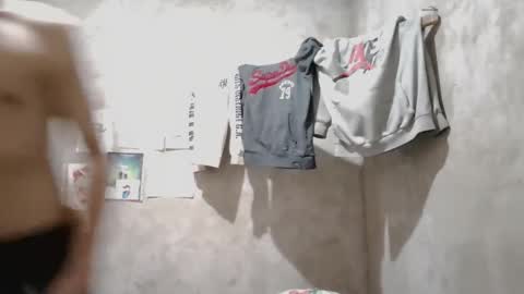 dirty model online show from 04/18/26, 07:58