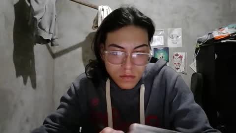 Snapshot of dirty_model chatting on 04/28/26, 03:22 dirty model online show from 04/28/26, 03:22