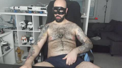 Snapshot of dirtybalws chatting on 01/16/25, 03:46 Robert online show from 01/16/25, 03:46