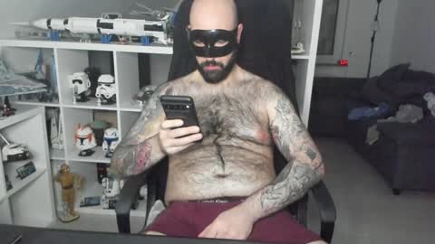 Snapshot of dirtybalws chatting on 01/20/25, 04:32 Robert online show from 01/20/25, 04:32