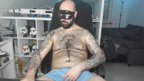 Snapshot of dirtybalws chatting on 01/24/25, 07:19 Robert online show from 01/24/25, 07:19