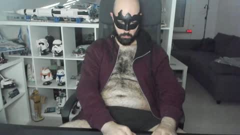 Snapshot of dirtybalws chatting on 02/02/25, 03:07 Robert online show from 02/02/25, 03:07