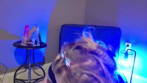 Daisy Wylde online show from 03/04/25, 07:30