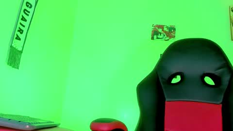 Naomy  online show from 09/27/25, 03:55