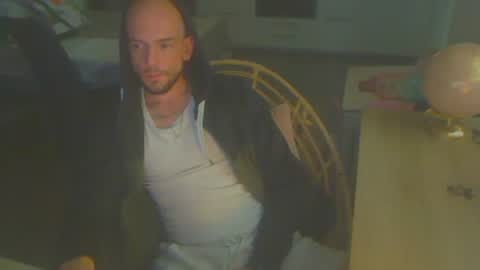 Snapshot of dirtylove25 chatting on 09/20/25, 03:57 Dirtynight online show from 09/20/25, 03:57