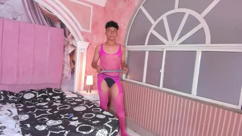 Mike online show from 10/18/25, 03:31