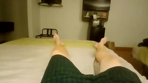 dirtypop2001 online show from 12/20/25, 07:59