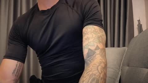 Snapshot of dirtyprettyboi chatting on 12/15/24, 03:53 buy tokens with link online show from 12/15/24, 03:53