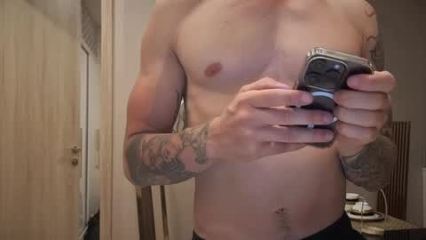 Snapshot of dirtyprettyboi chatting on 01/02/25, 01:19 buy tokens with link online show from 01/02/25, 01:19