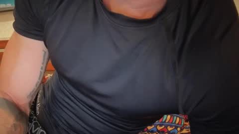 Snapshot of dirtyprettyboi chatting on 01/16/25, 10:21 buy tokens with link online show from 01/16/25, 10:21