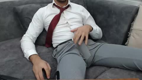 dirtyybooyy77 online show from 11/01/25, 11:07