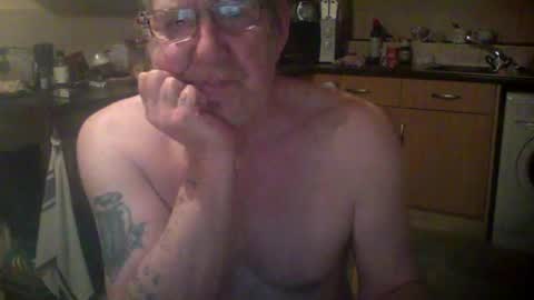 Snapshot of discovery63 chatting on 12/05/24, 08:00 discovery63 online show from 12/05/24, 08:00