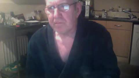 Snapshot of discovery63 chatting on 01/06/25, 05:06 discovery63 online show from 01/06/25, 05:06