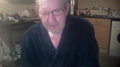 Snapshot of discovery63 chatting on 01/18/25, 05:37 discovery63 online show from 01/18/25, 05:37