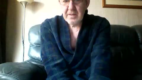 Snapshot of discovery63 chatting on 01/26/25, 11:17 discovery63 online show from 01/26/25, 11:17