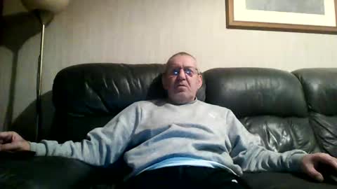 Snapshot of discovery63 chatting on 02/16/25, 06:21 discovery63 online show from 02/16/25, 06:21