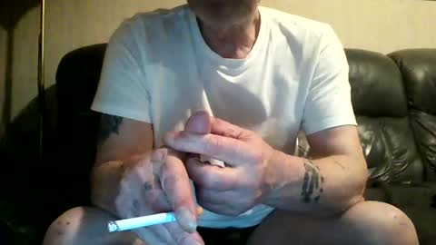 Snapshot of discovery63 chatting on 02/24/25, 07:09 discovery63 online show from 02/24/25, 07:09