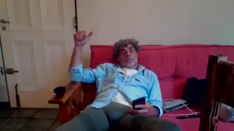 Snapshot of discretopasivo chatting on 09/19/25, 06:19 discretopasivo online show from 09/19/25, 06:19