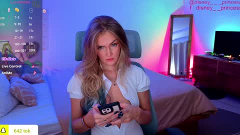 JASMINE online show from 04/24/26, 01:02