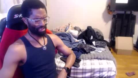 Snapshot of disr3sp3ctfully_dipp3d chatting on 06/05/26, 01:45 Your Best Worst Nightmare online show from 06/05/26, 01:45