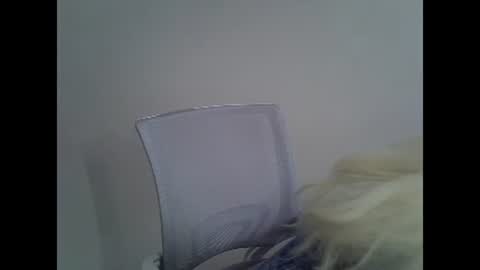 DitaMilton online show from 01/21/25, 11:35