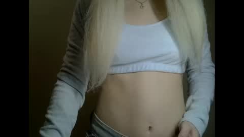 DitaMilton online show from 02/08/25, 09:46