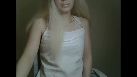 DitaMilton online show from 02/11/25, 08:20