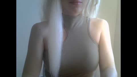 DitaMilton online show from 09/20/25, 11:33